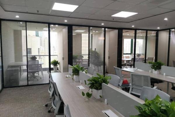 在塔城办公室中应用风水摆件提高工作效率